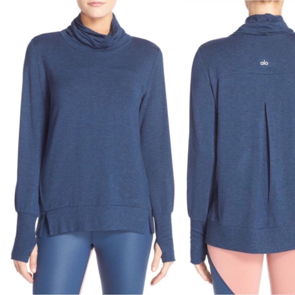 alo Yoga Haze Long Sleeve Pullover Blue Turtleneck Medium - Picture 11 of 11